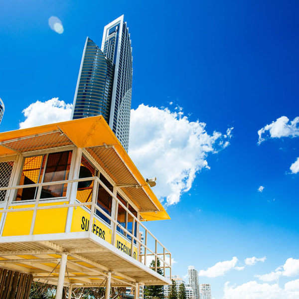 The Vibrant Surfers Paradise - Hopo